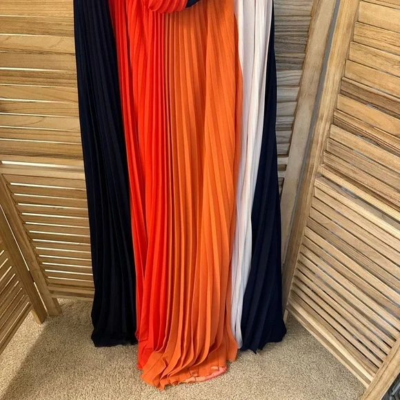 NWT AMUR Kade Pleated Maxi Dress Size 14 - Picture 9 of 10